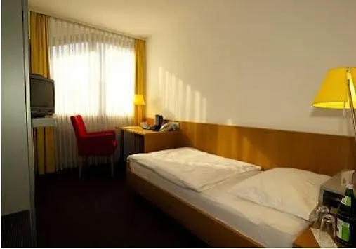 Vch Spenerhaus Frankfurt A Hotel 3*